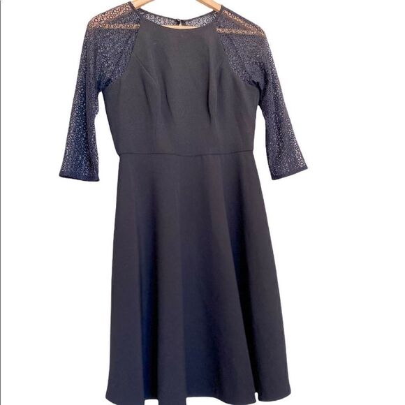 Maggy London Black Swing Dress Lace Sleeves Size 4 - Picture 1 of 4